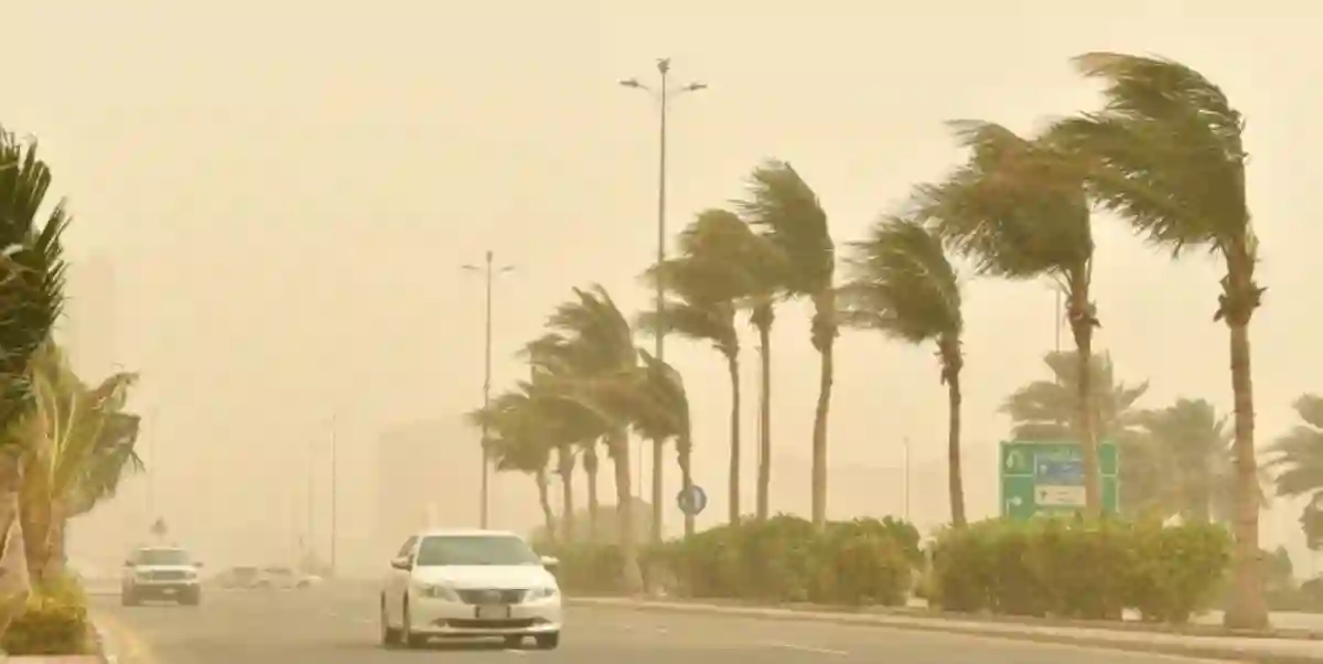 رياح على تبوك