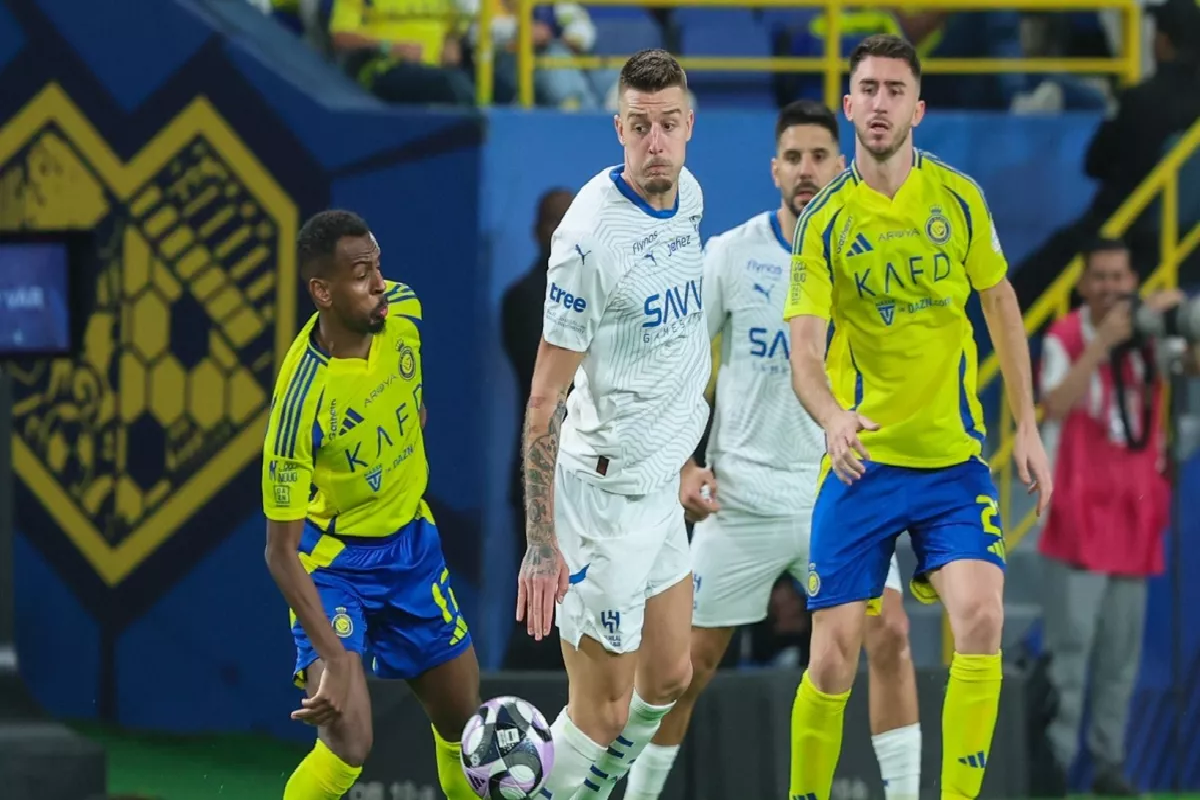 صفقة عالمية على وشك الانفجار .. الهلال يعرقل طريق النصر!