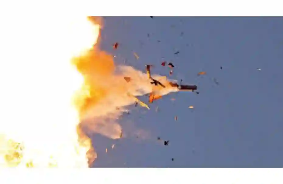 إسرائيل تقصف إيران وتقتل قادة