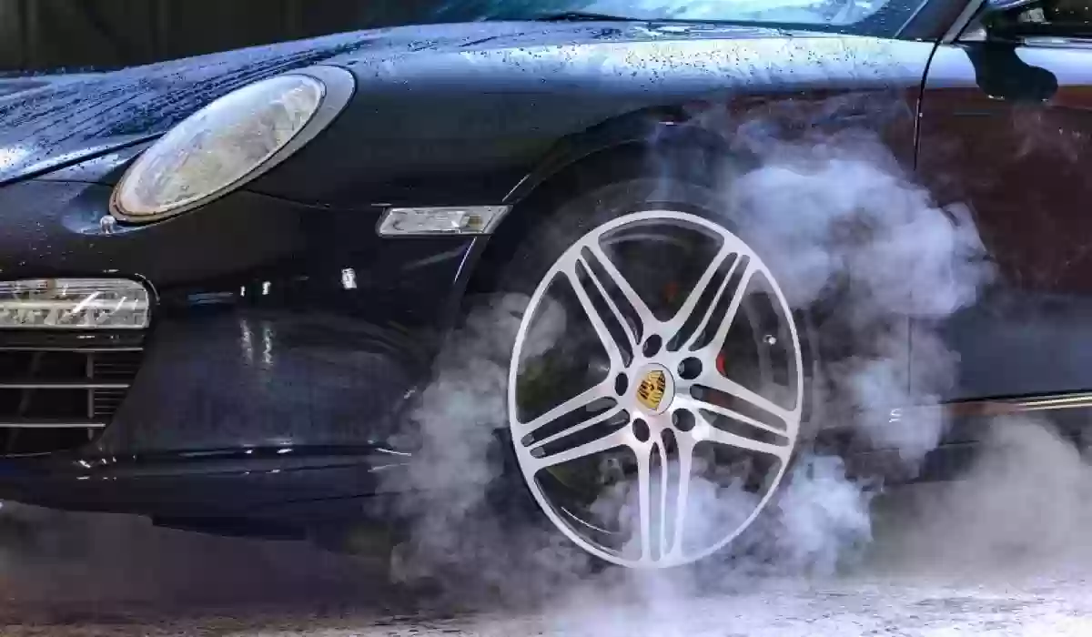 أمن الطرق يحذر السائقين من الحرارة المرتفعة.. فماذا يحدث!؟