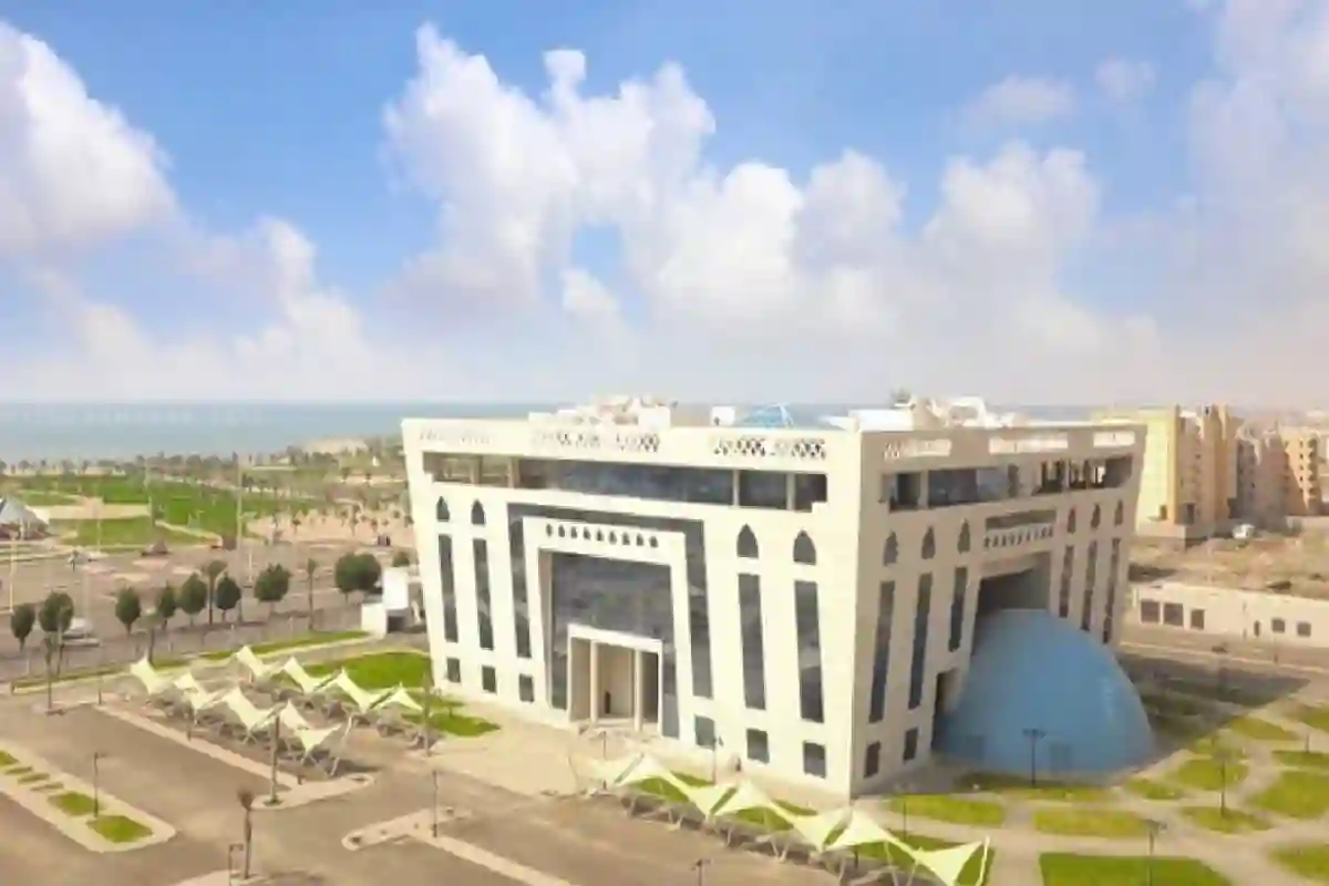 فرصة ذهبية من أمانة جازان لرواد الأعمال الشباب.