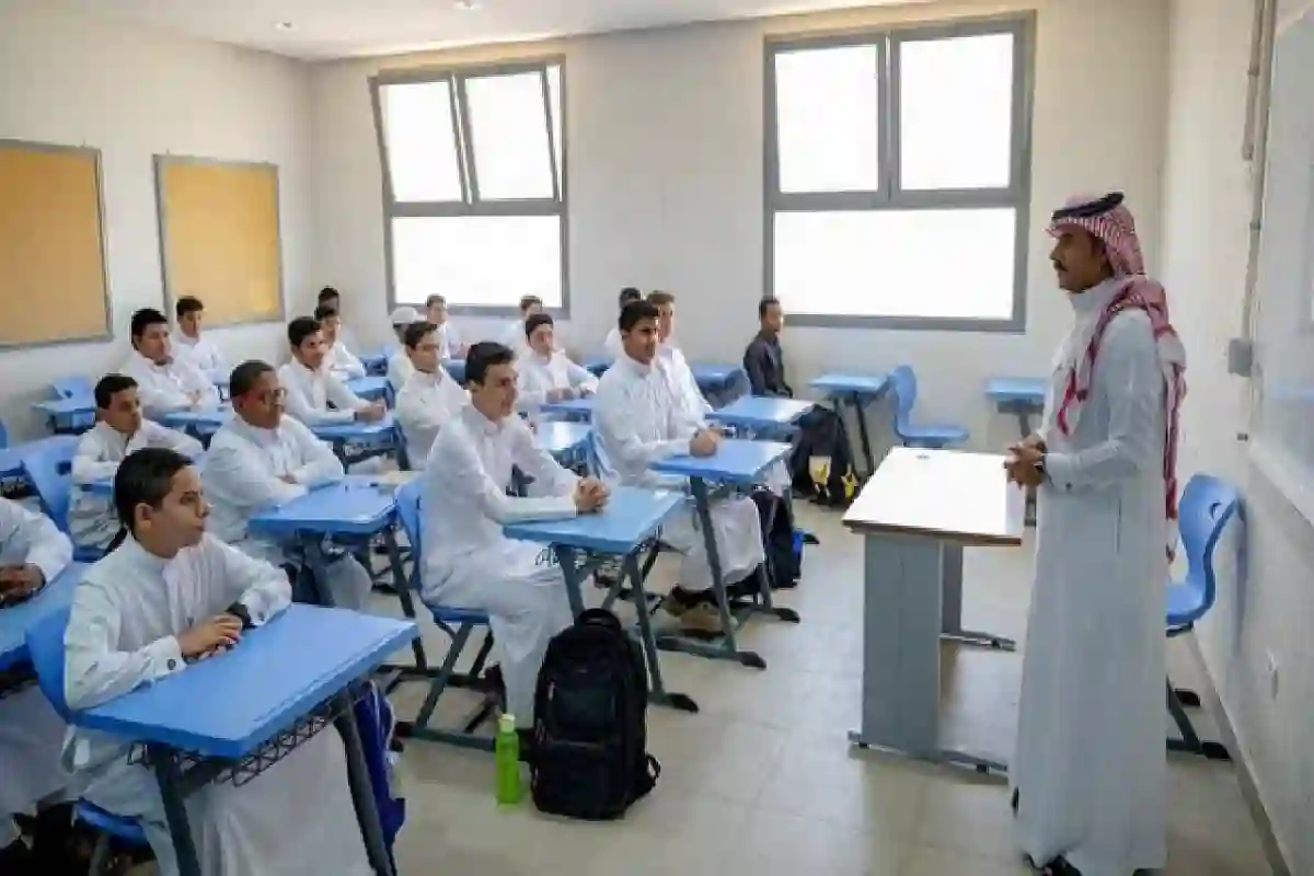 تعطل توزيع الأسئلة يشعل الجدل ويضع اختبارات المدارس تحت المجهر.