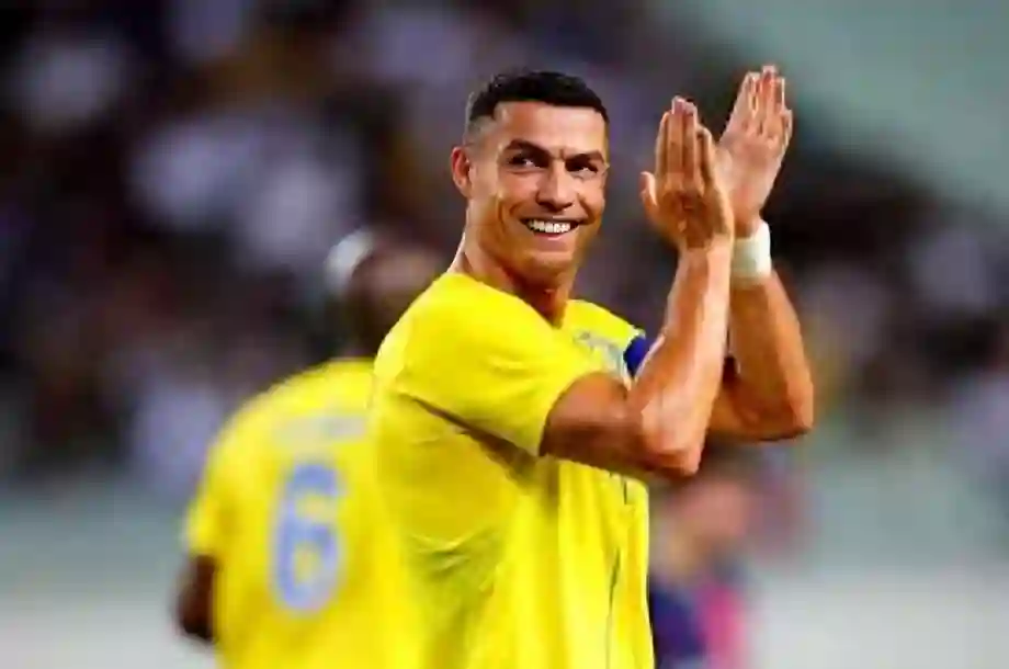 الهلال يشترط عقد رونالدو موسمياً