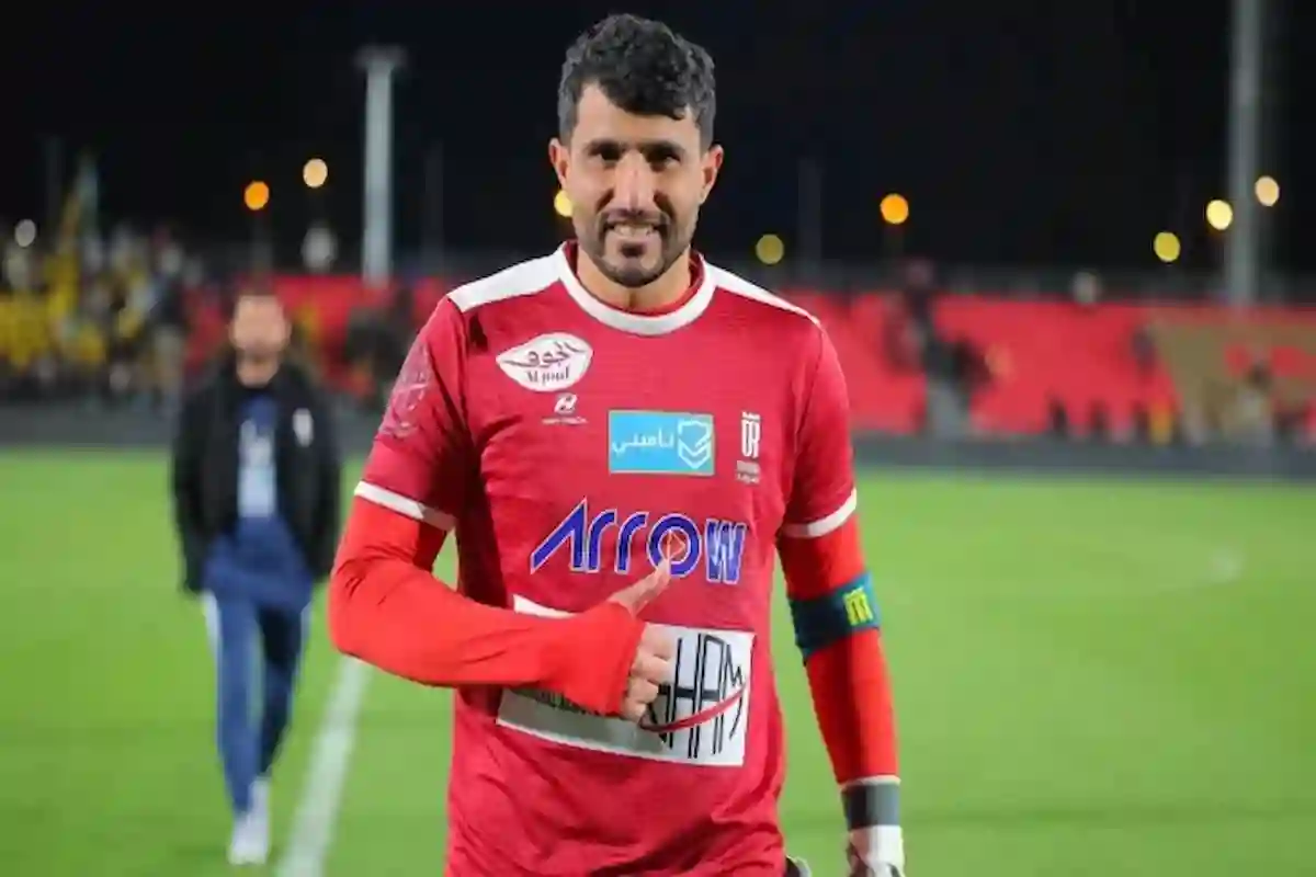 عضو شرف نادي النصر السعودي يعلق على قرار الانضباط بشأن الرويلي