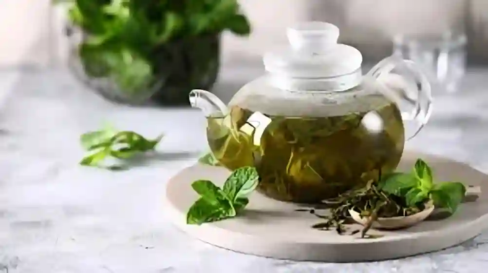 توقيت الشاي الأخضر يصنع الفارق