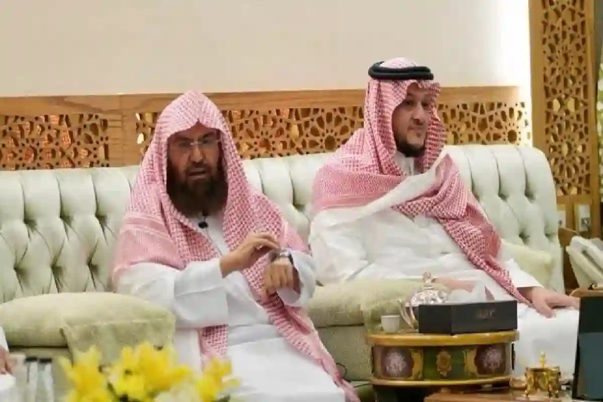 السديس يعلن خطة إثرائية لترجمة خطب عرفة وعيد الأضحى والجمعة بـ35 لغة